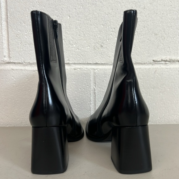 Jeffrey Campbell sz6 solid black booties sherpal block heel ankle square toe zip - Picture 3 of 7